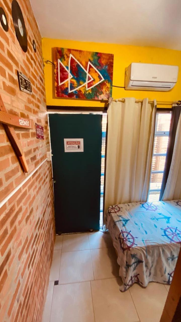 Hostel Vento Leste Бомбиняс Екстериор снимка